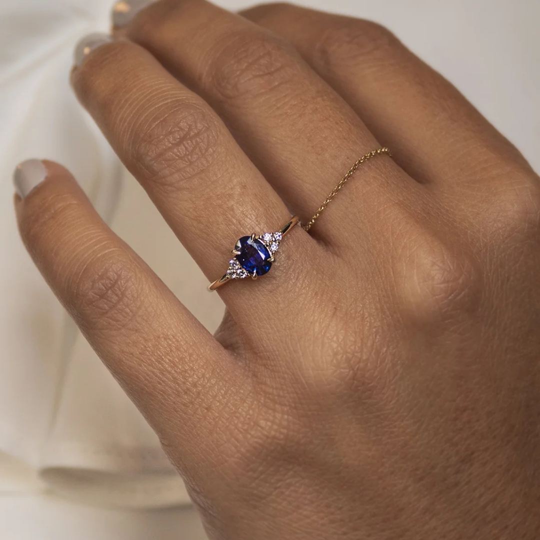 ANILLO COMPROMISO ZAFIRO DIAMANTES