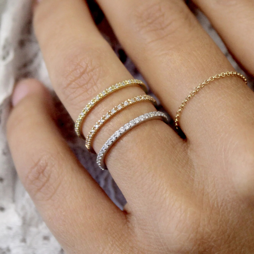 ANILLO LUA DIAMANTES ORO