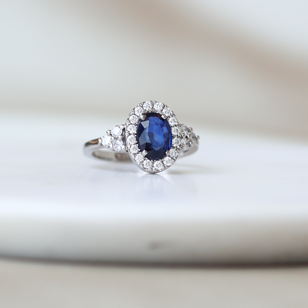 ANILLO COMPROMISO LUCIA ZAFIRO