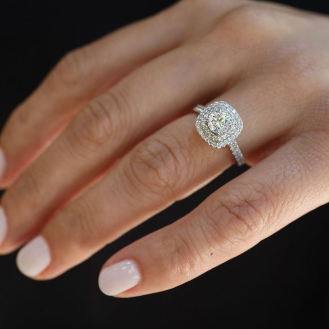 ANILLO COMPROMISO HALO DOBLE