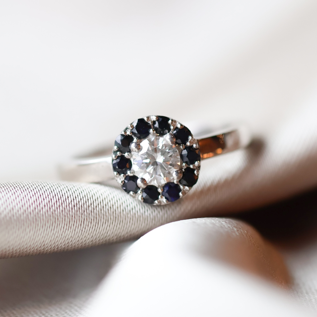 ANILLO COMPROMISO ZAFIRO CLEO