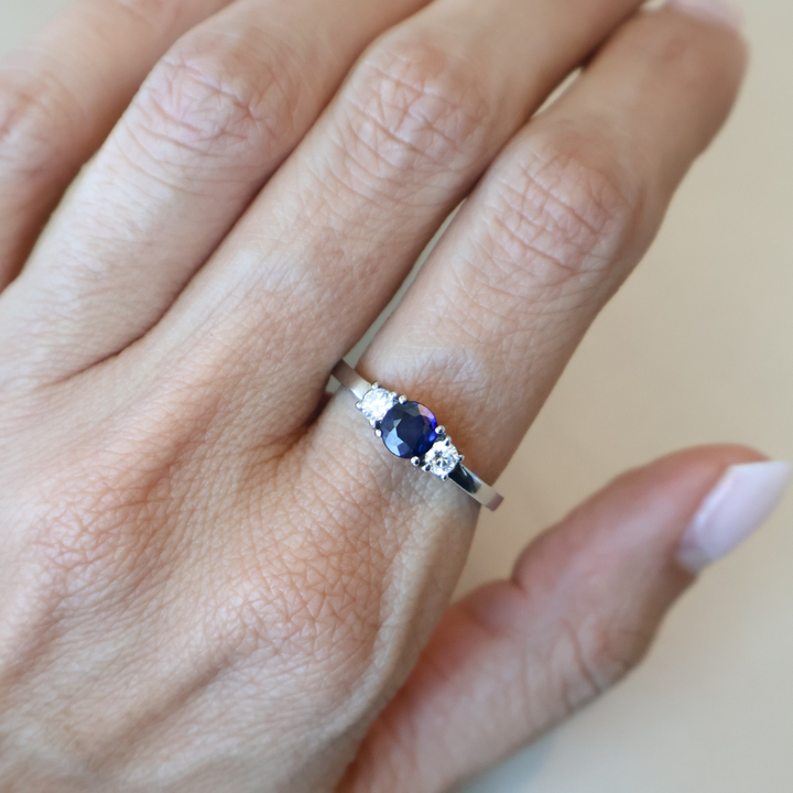 ANILLO COMPROMISO PRINCESS ZAFIRO