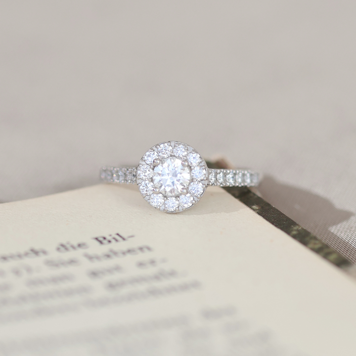 ANILLO COMPROMISO HALO AGUSTINA
