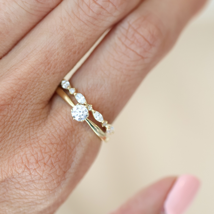 Anillo Compromiso Solitario Olivia