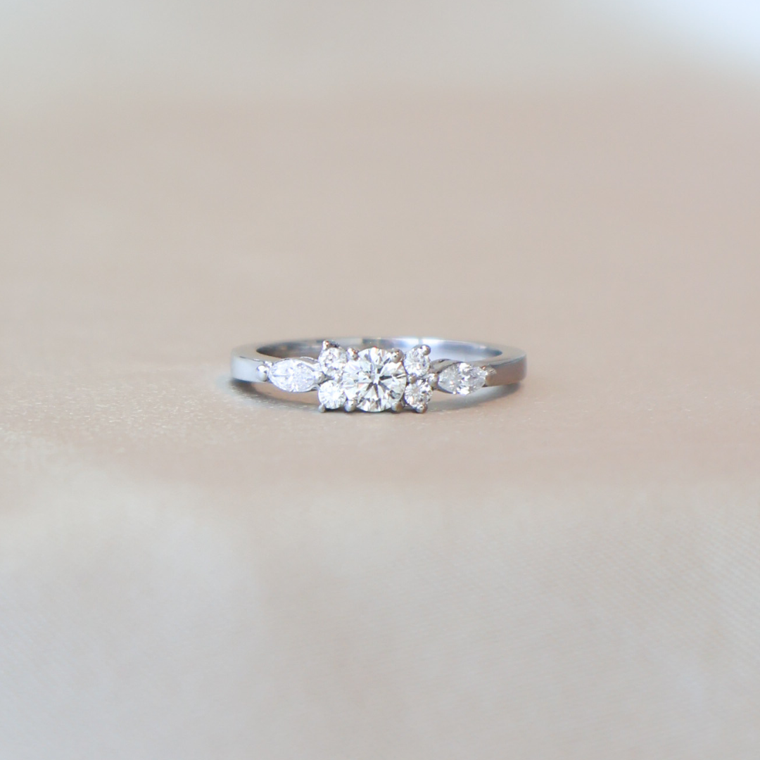 Anillo Compromiso Flora