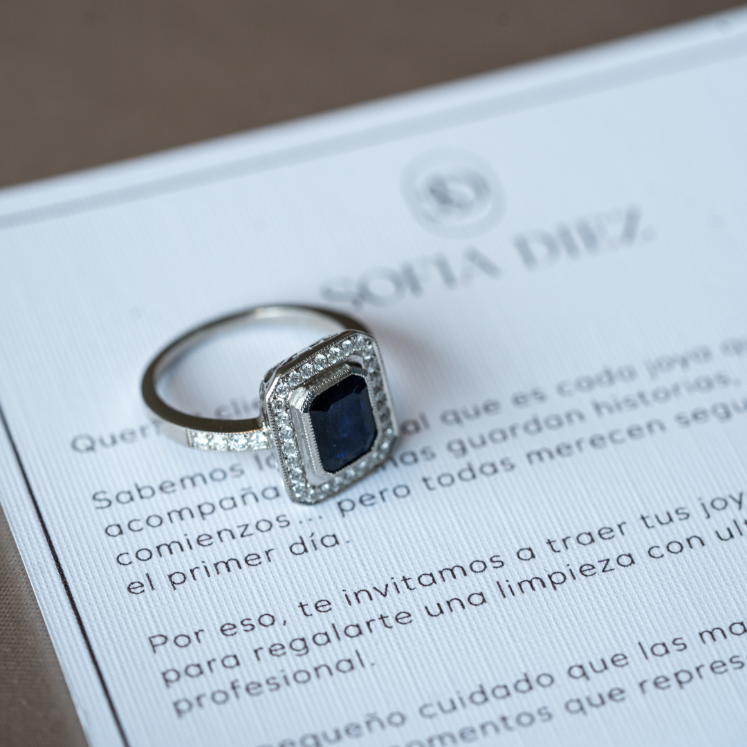 ANILLO COMPROMISO VINTAGE ZAFIRO