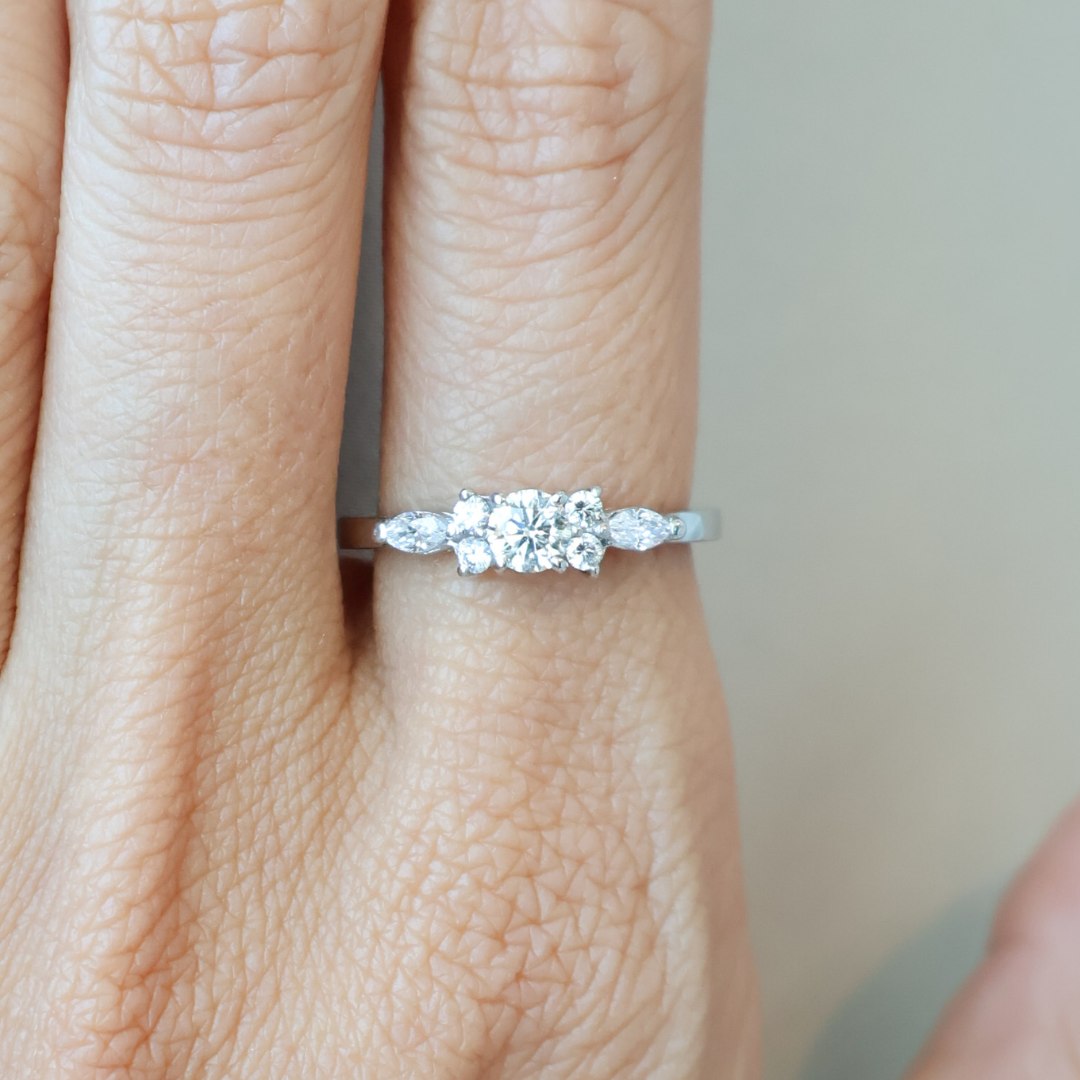 Anillo Compromiso Flora