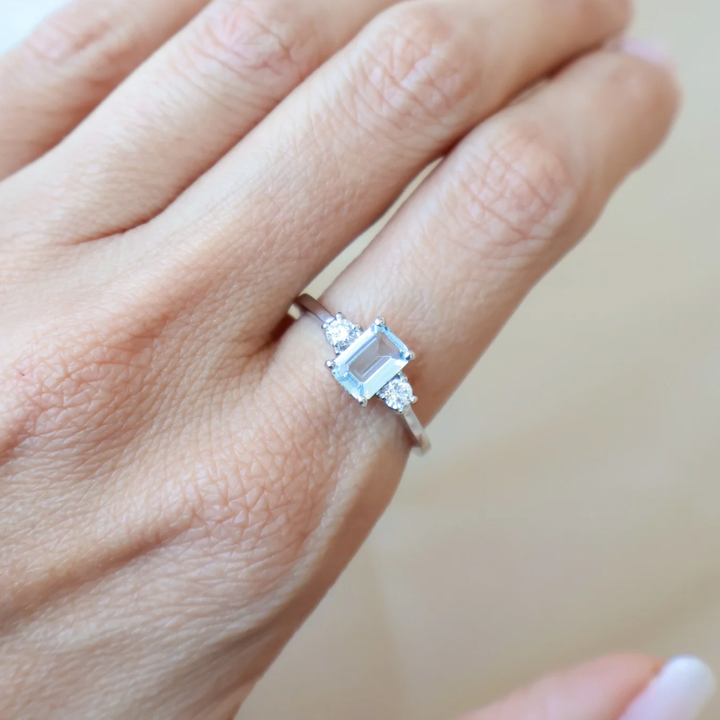 ANILLO AGUAMARINA Y PLATINO