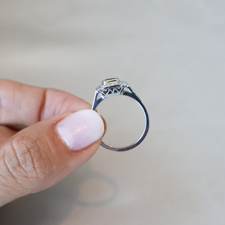 ANILLO COMPROMISO VINTAGE ZAFIRO