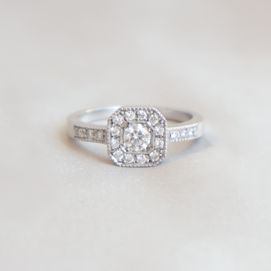 ANILLO COMPROMISO HALO OCTOGONAL