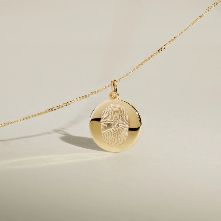COLLAR MEDALLÓN ALMA GRABADO ORO 18K