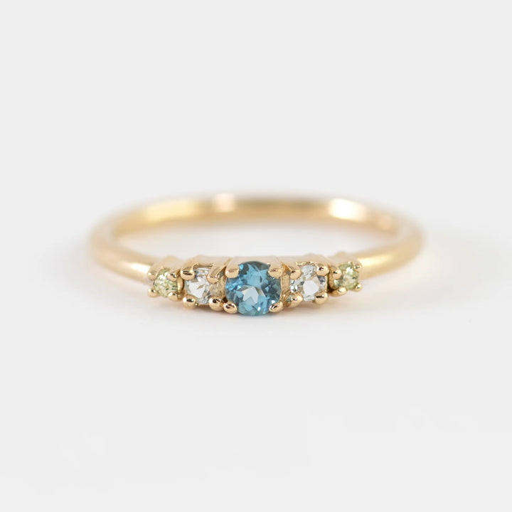 Anillo Familia Maga