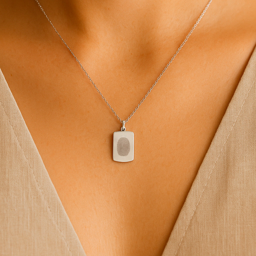 COLLAR PLACA ORIGEN GRABADO PLATINO